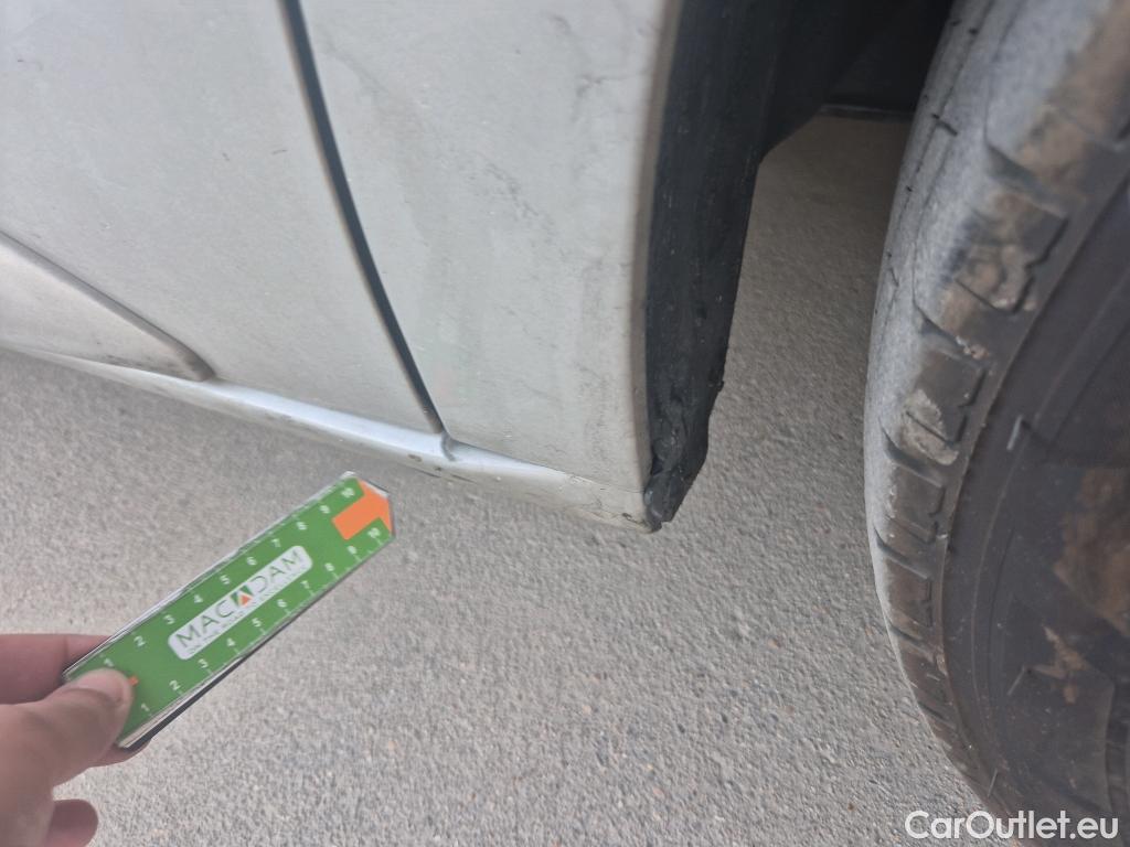  Toyota  Proace TOYOTA  Verso / 2020 / 5P / monovolumen 1.5D 120CV VX SHUTTLE L1 #5