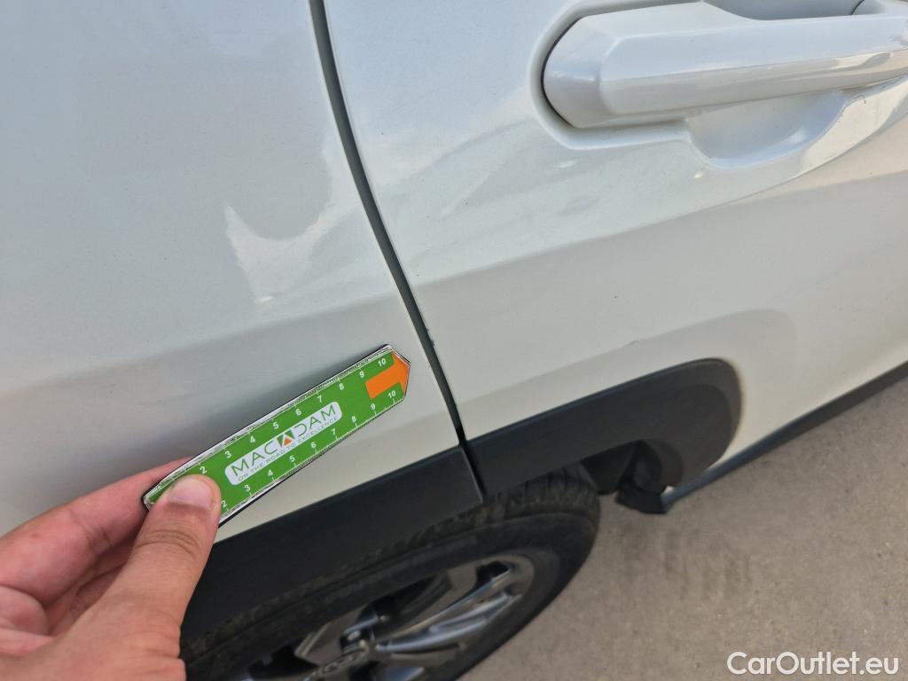  Toyota  RAV4 TOYOTA  / 2018 / 5P / todoterreno 2.5l 220H Advance #10