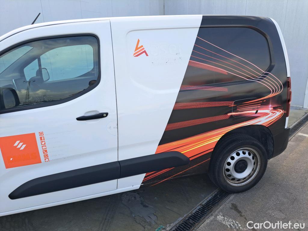  Opel  Combo OPEL  / 2018 / 4P / furgón derivado de turismo 1.5 TD 75kW (100CV) Select L H1 1000kg #13