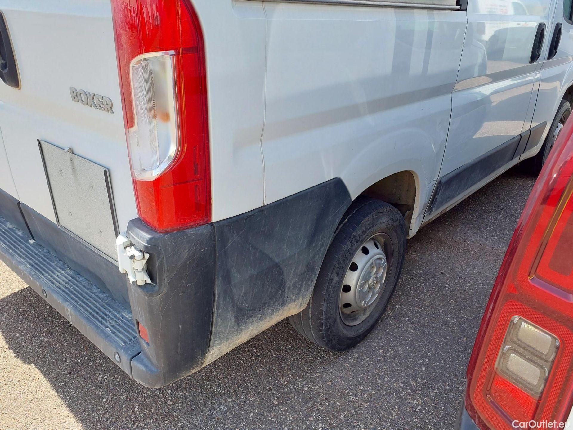  Peugeot  Boxer  Furgón 330 L1H1 BlueHDi 120 Start&Stop 2.2 HDi 120CV MT6 E6d #26