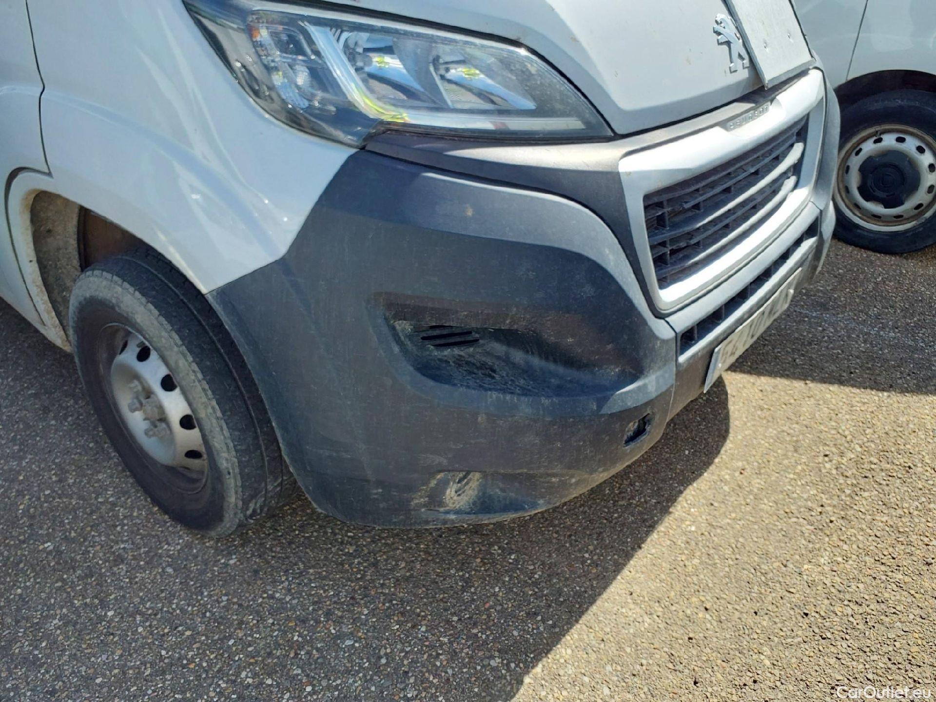  Peugeot  Boxer  Furgón 330 L1H1 BlueHDi 120 Start&Stop 2.2 HDi 120CV MT6 E6d #30