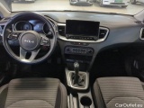  KIA  Cee'd KIA  SW 1.5 T-GDI 160KM 6MT M 5d #16