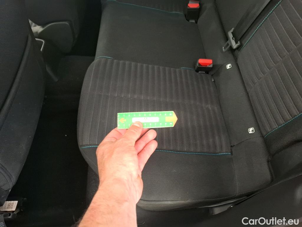  Peugeot  208  Style 1.2 PureTech 75CV BVM5 E6d #1