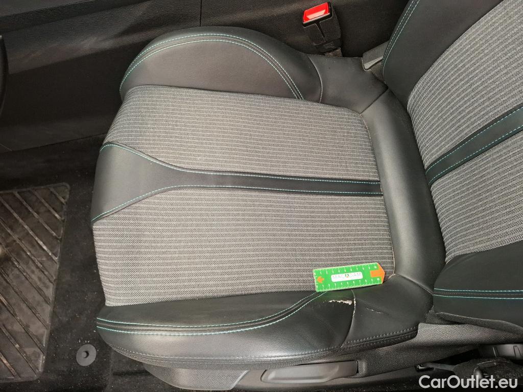  Peugeot  3008  Allure 1.5 HDi 130CV BVA8 E6d #4
