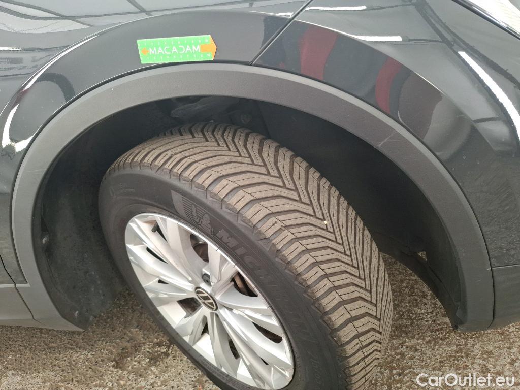  Volkswagen  Tiguan VOLKSWAGEN  / 2020 / 5P / SUV 1.4 eHybrid 245 DSG6 Life Business #12
