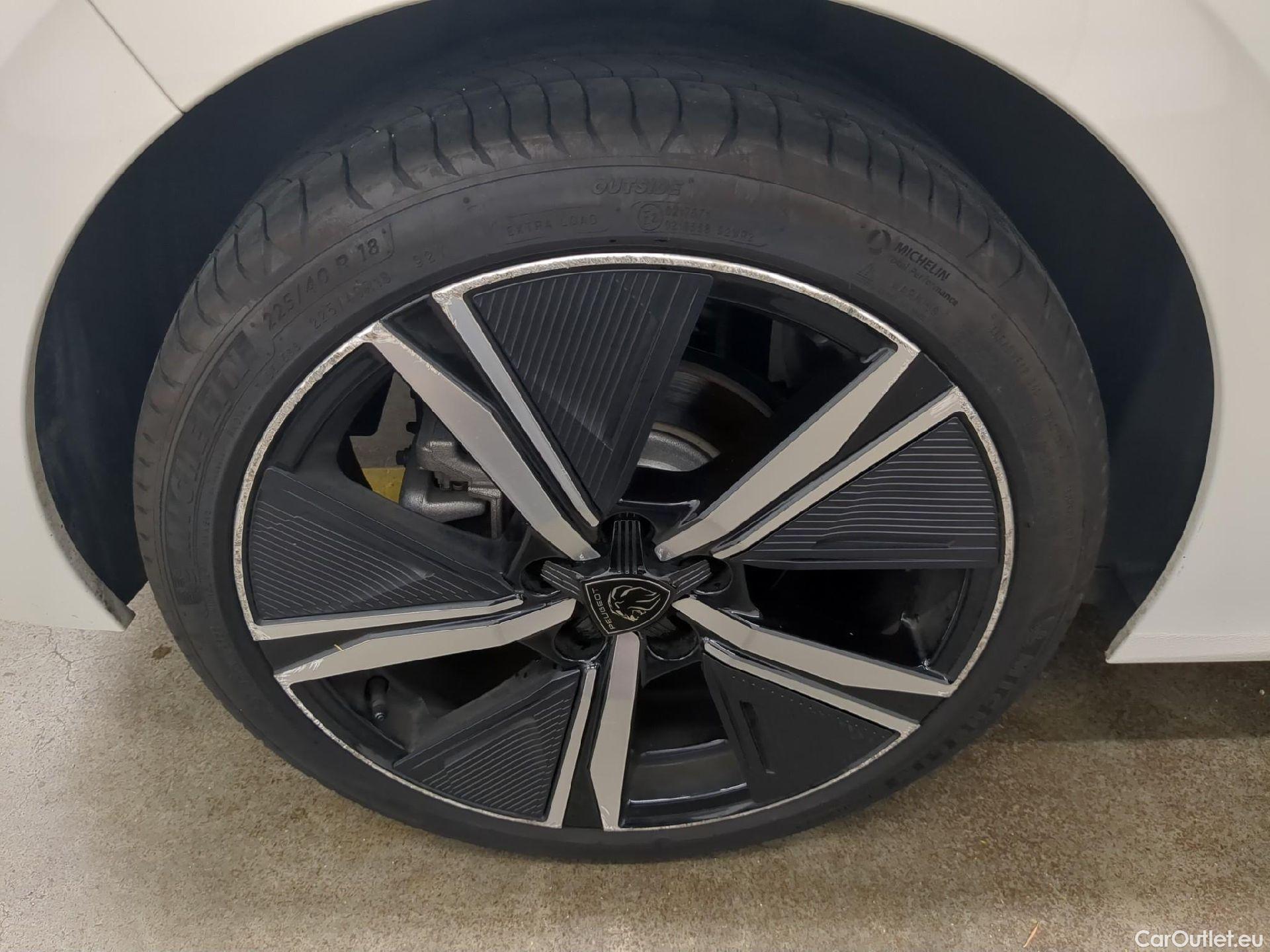  Peugeot  308  GT 1.2 PureTech 130CV BVA8 E6d #23