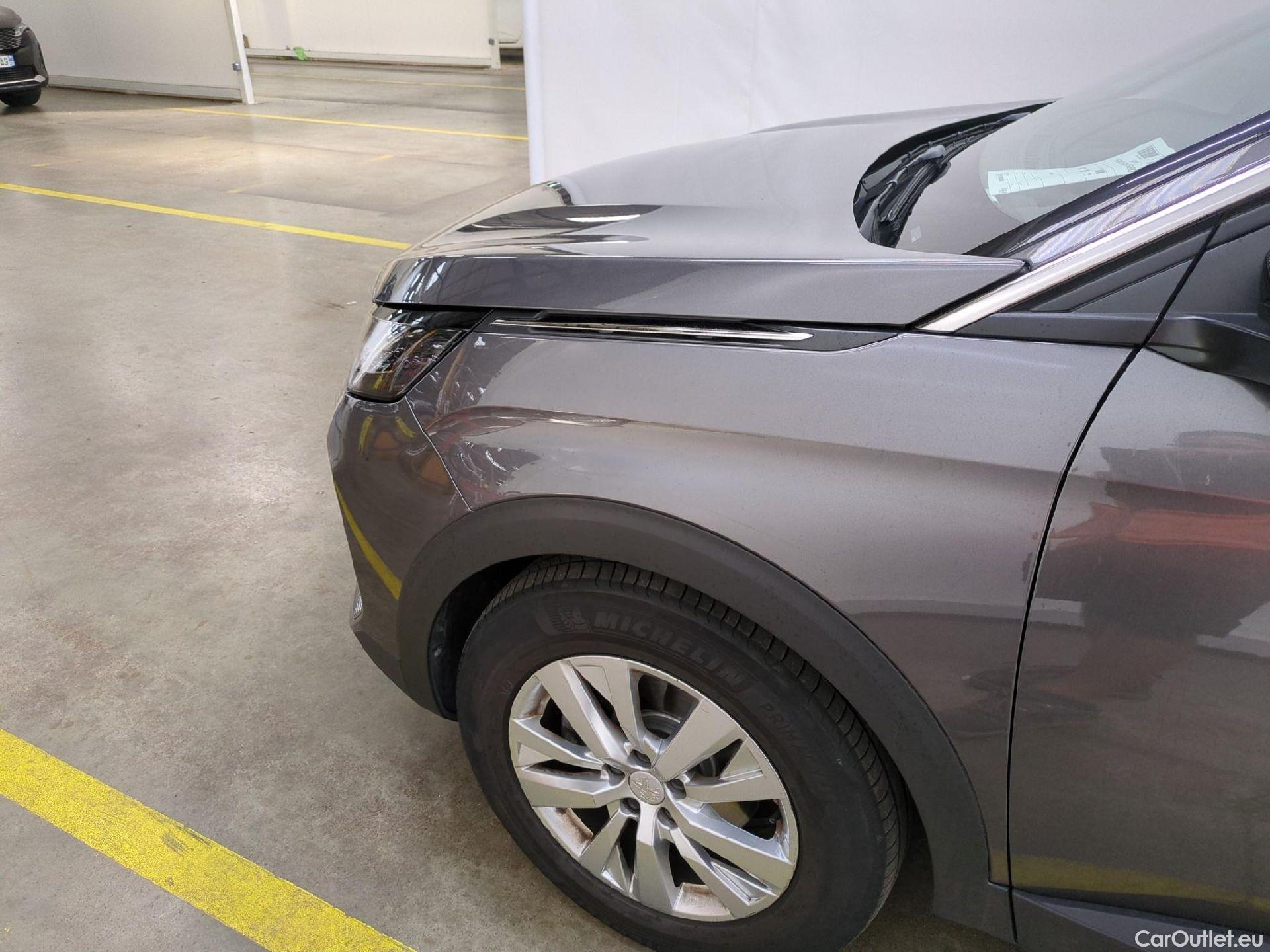  Peugeot  3008  II Active Pack 1.5 HDi 130CV BVA8 E6d #13