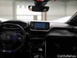  Peugeot  208 PEUGEOT  / 2019 / 5P / BERLINA GT BLUEHDI 100 S/S #3