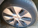  Tesla  Model Y 75KWH LONG RANGE 4WD AUTO #32