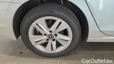  Volkswagen  Golf  2.0 TDI SCR 85kW Life Variant #10