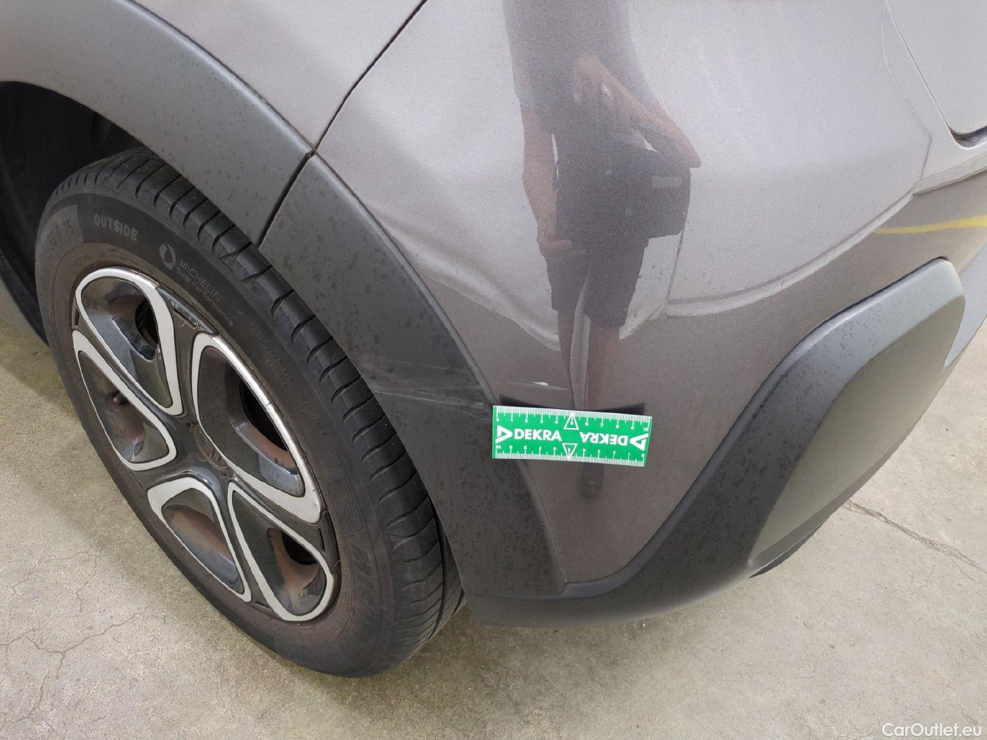  Citroen  C3  Feel Pack 1.2 PureTech 110CV BVM6 E6d #32