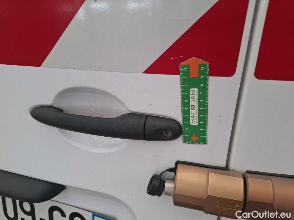  Renault  Kangoo  II Express Maxi Extra (Série Spéciale) 1.5 dCi 95CV BVM6 E6dT #15