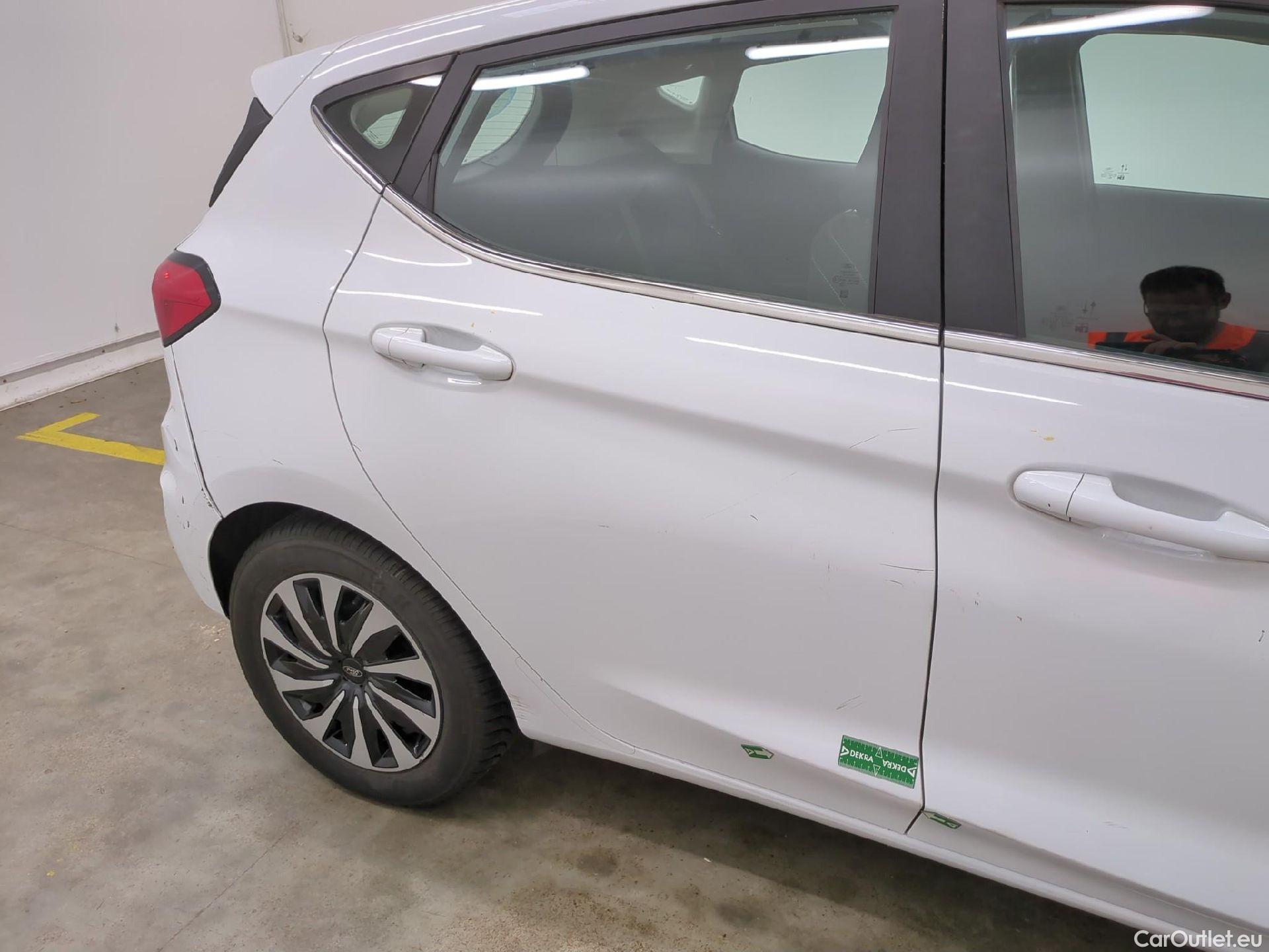  Ford  Fiesta  Titanium 1.0 EcoBoost #49