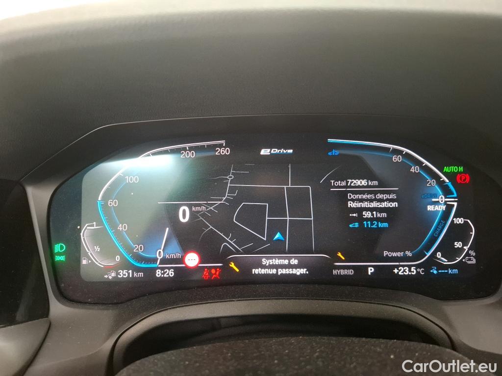  Bmw  Serie 3 BMW Série 3 Touring / 2019 / 5P / Break 320e 204ch Business Design BVA8 Hybride #56