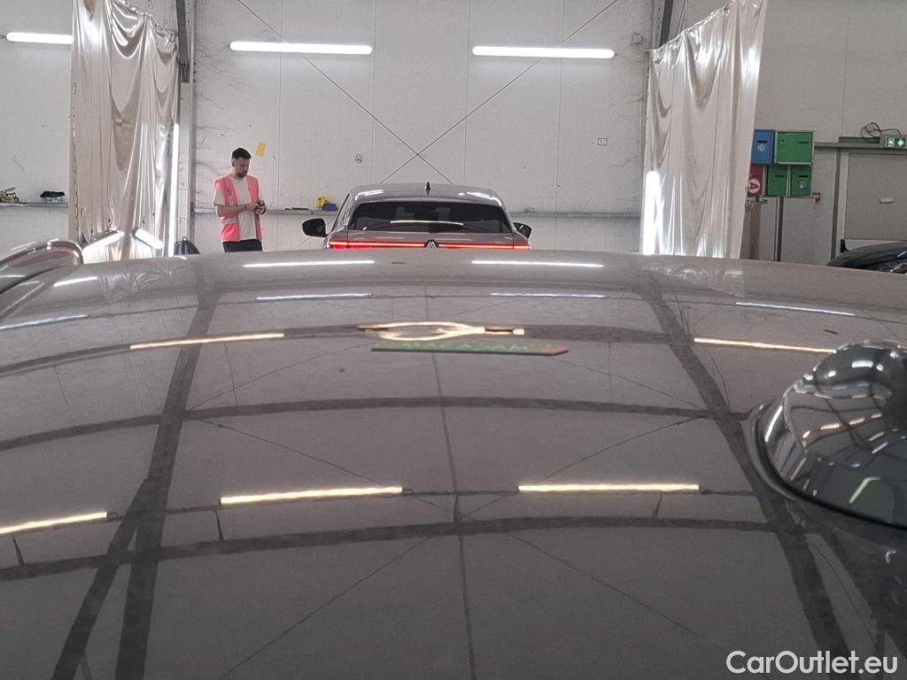  Bmw  Serie 3 BMW Série 3 Touring / 2019 / 5P / Break 320e 204ch Business Design BVA8 Hybride #2