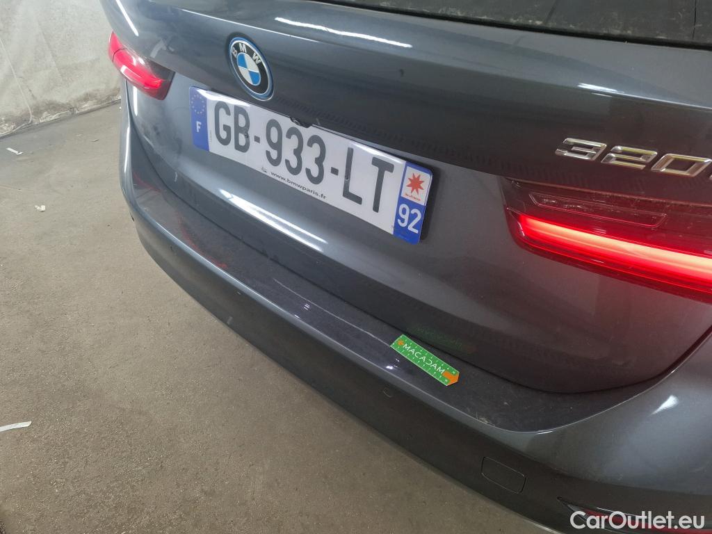  Bmw  Serie 3 BMW Série 3 Touring / 2019 / 5P / Break 320e 204ch Business Design BVA8 Hybride #15