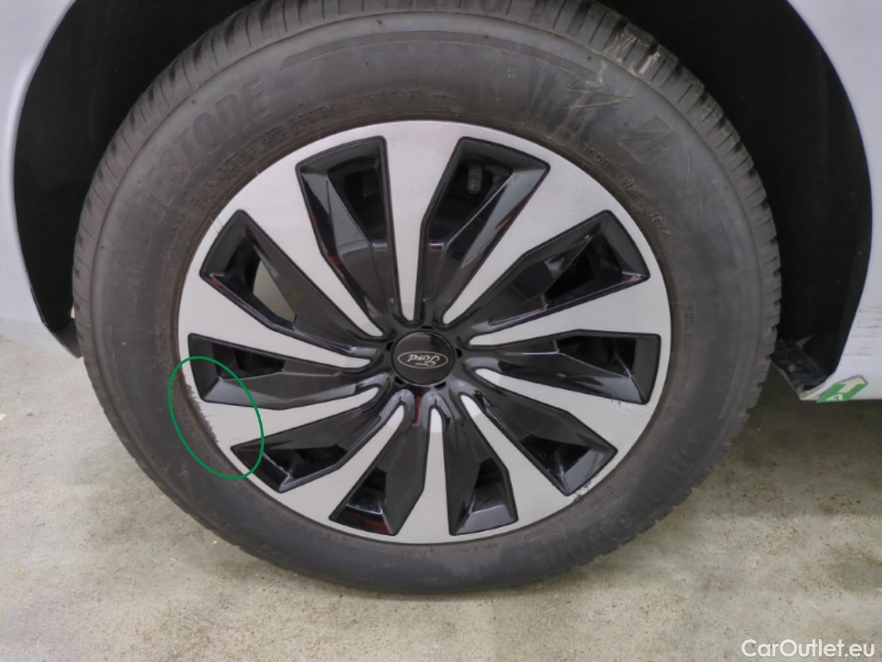 Ford  Fiesta  Titanium 1.0 EcoBoost #46
