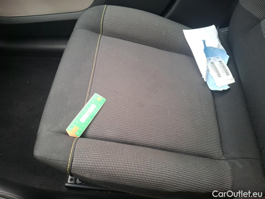 Citroen  C3  Plus 1.2 PureTech 80CV BVM5 6E #12