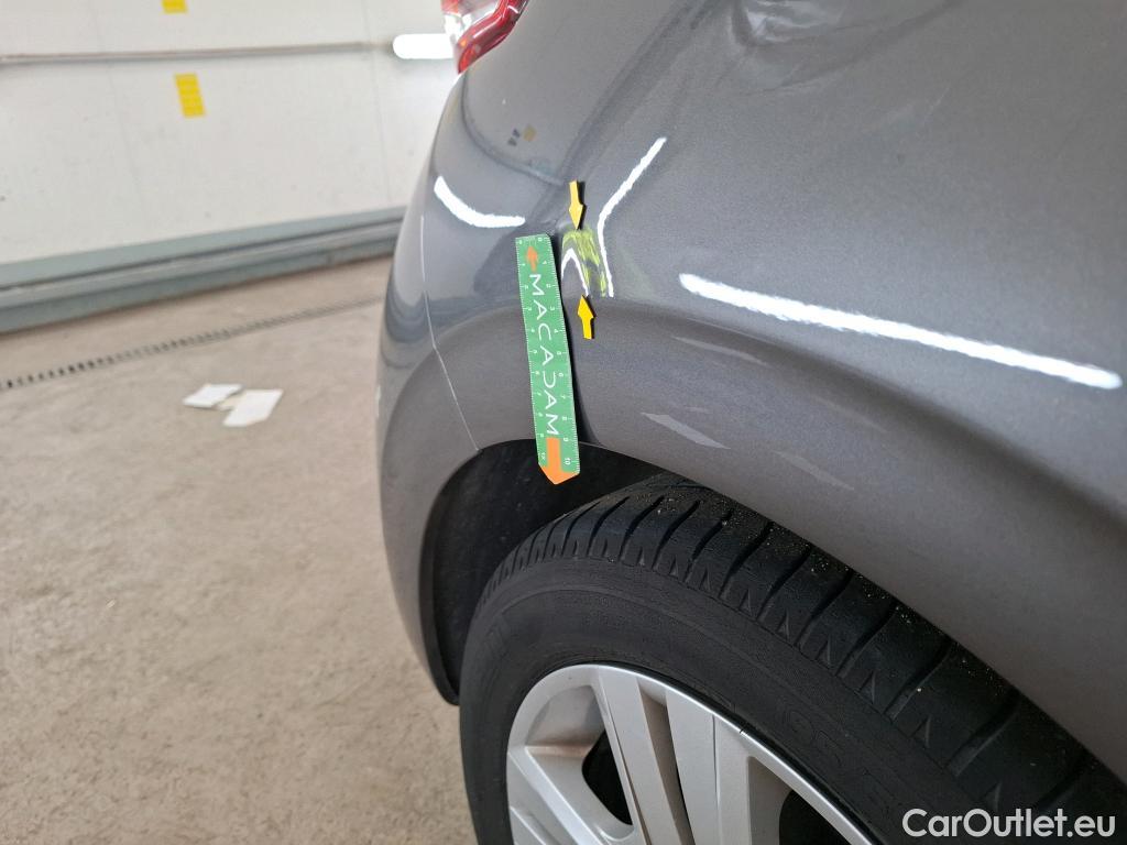  Peugeot  208  Signature 1.2 PureTech 80CV BVM5 E6dT #27