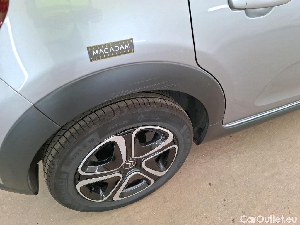  Citroen  C3  Plus 1.2 PureTech 80CV BVM5 6E #7