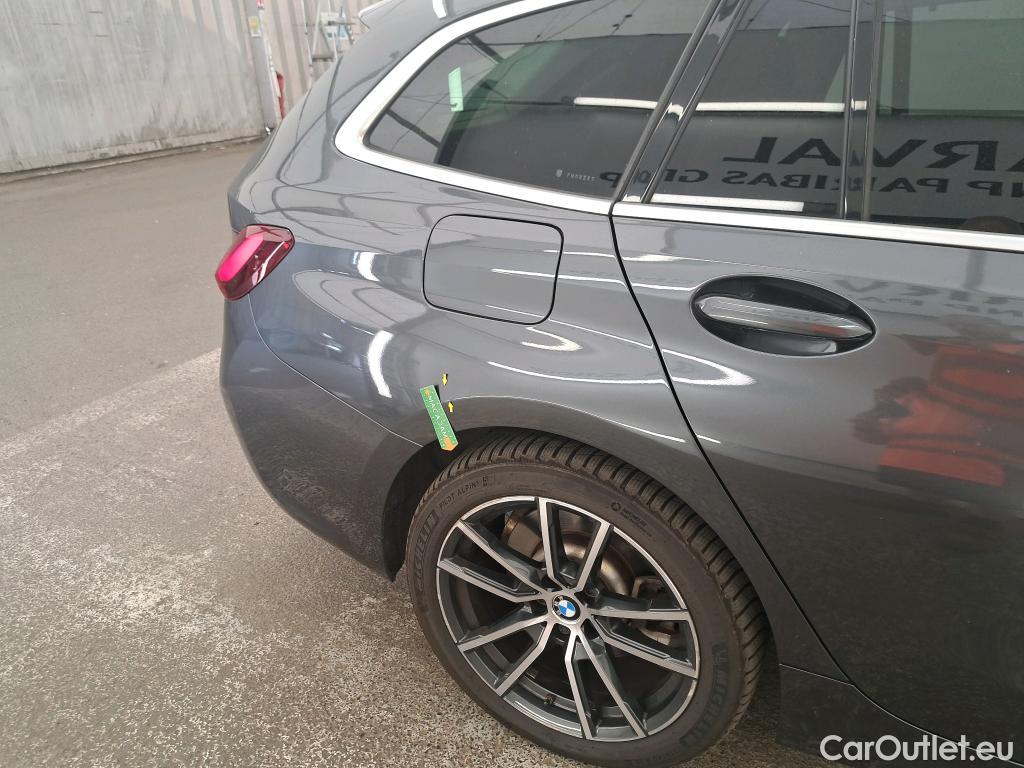  Bmw  Serie 3 BMW Série 3 Touring / 2019 / 5P / Break 320e 204ch Business Design BVA8 Hybride #18
