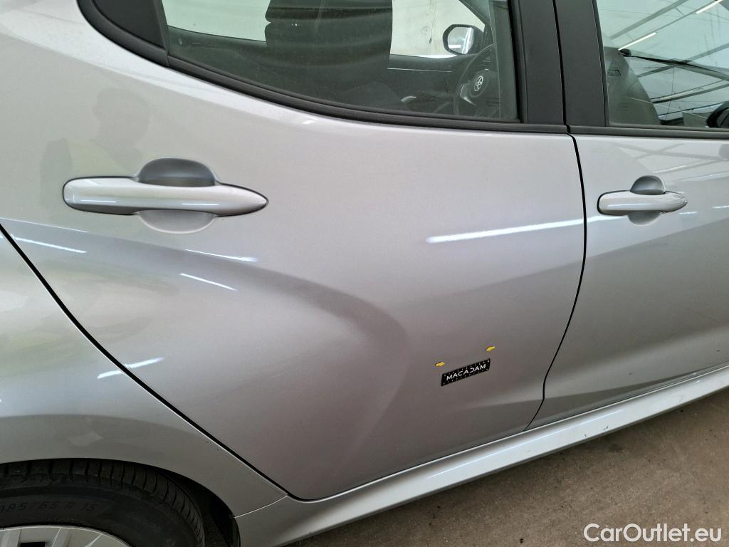  Toyota  Yaris  Hybride Affaires / 2019 / 5P / Berline 1.5 Hybride 116h Dynamic Business #3
