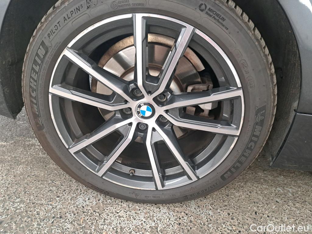  Bmw  Serie 3 BMW Série 3 Touring / 2019 / 5P / Break 320e 204ch Business Design BVA8 Hybride #6