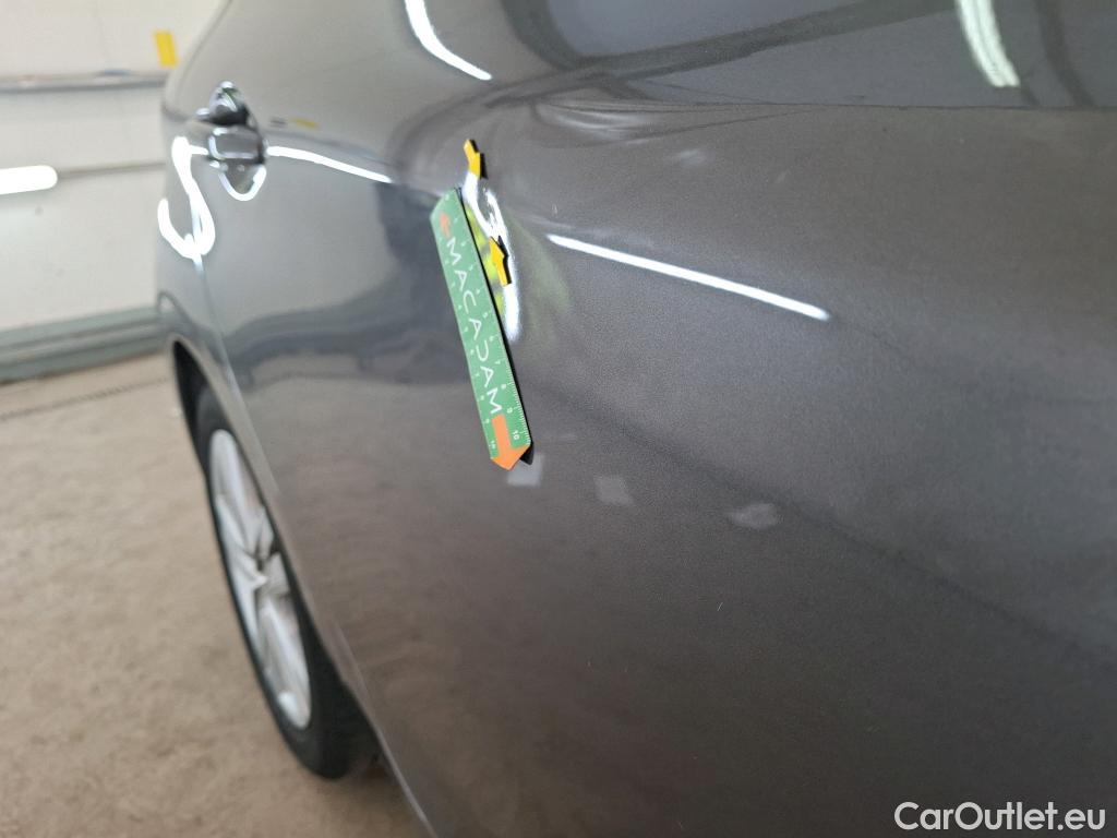  Peugeot  208  Signature 1.2 PureTech 80CV BVM5 E6dT #42