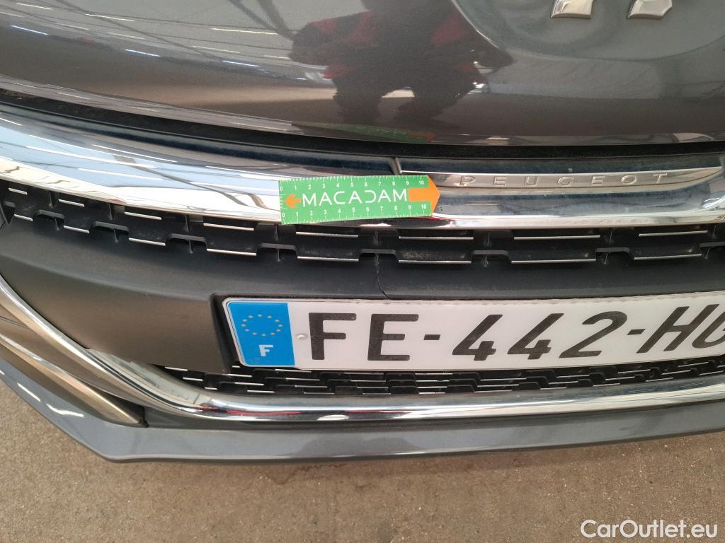  Peugeot  208  Signature 1.2 PureTech 80CV BVM5 E6dT #11