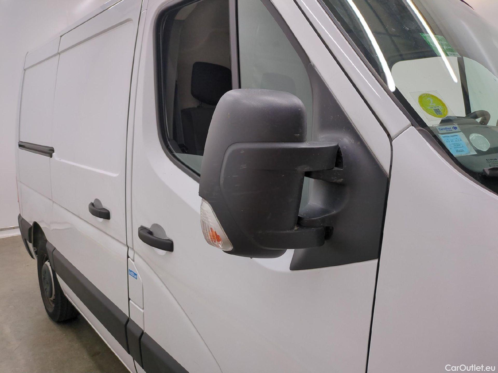  Renault  Master RENAULT  / 2019 / 4P / Fourgon tôlé FG Tr CF F3300 L1H1 Blue dCi 135 #33