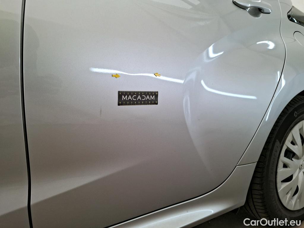  Toyota  Yaris  Hybride Affaires / 2019 / 5P / Berline 1.5 Hybride 116h Dynamic Business #2