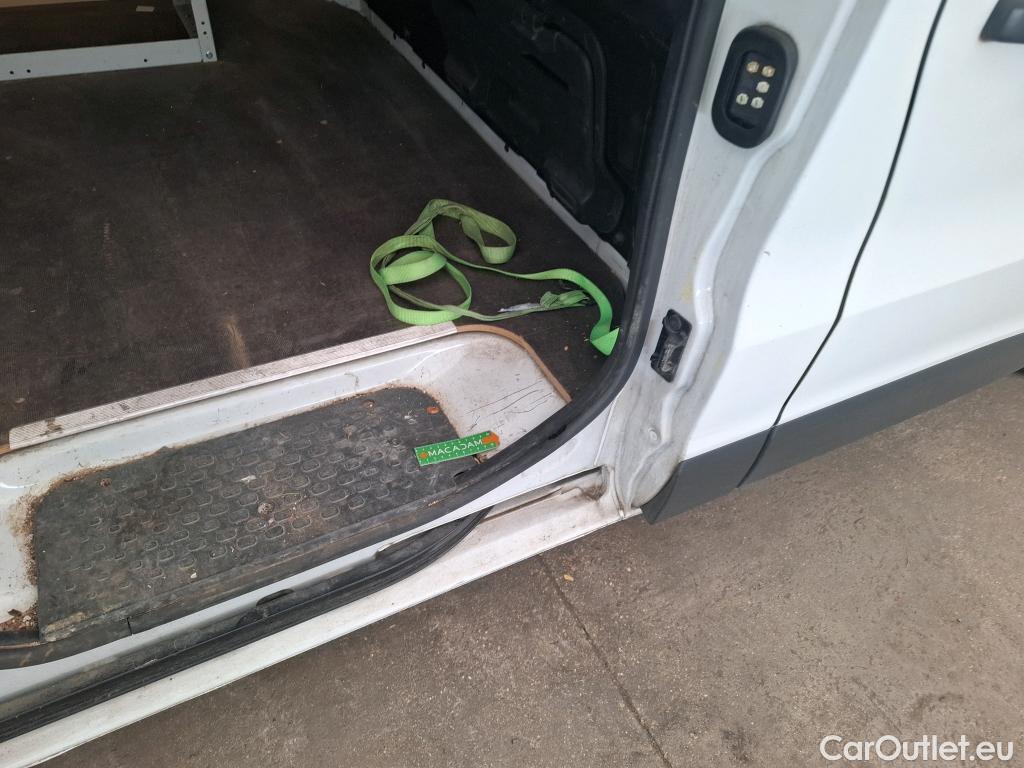  Renault  Trafic  Fourgon Grand Confort L1H1 1000 1.6 dCi #28