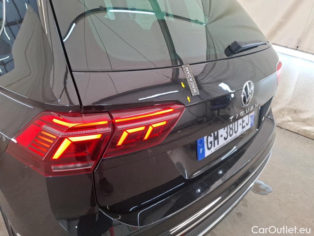  Volkswagen  Tiguan VOLKSWAGEN  / 2020 / 5P / SUV 1.4 eHybrid 245 DSG6 Elegance #16