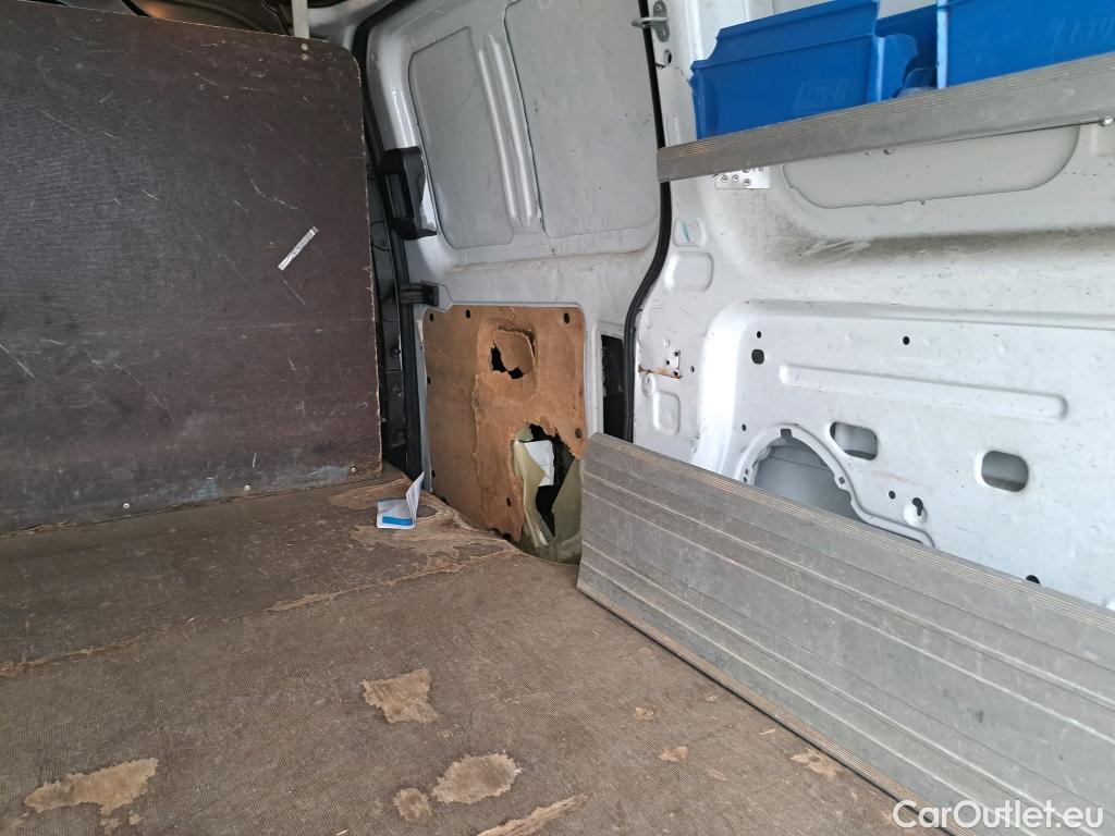  Ford  Transit FORD  Custom / 2012 / 4P / furgón Van 2.0 TDCI 96kW 320 L1 MHEV Ambiente #67