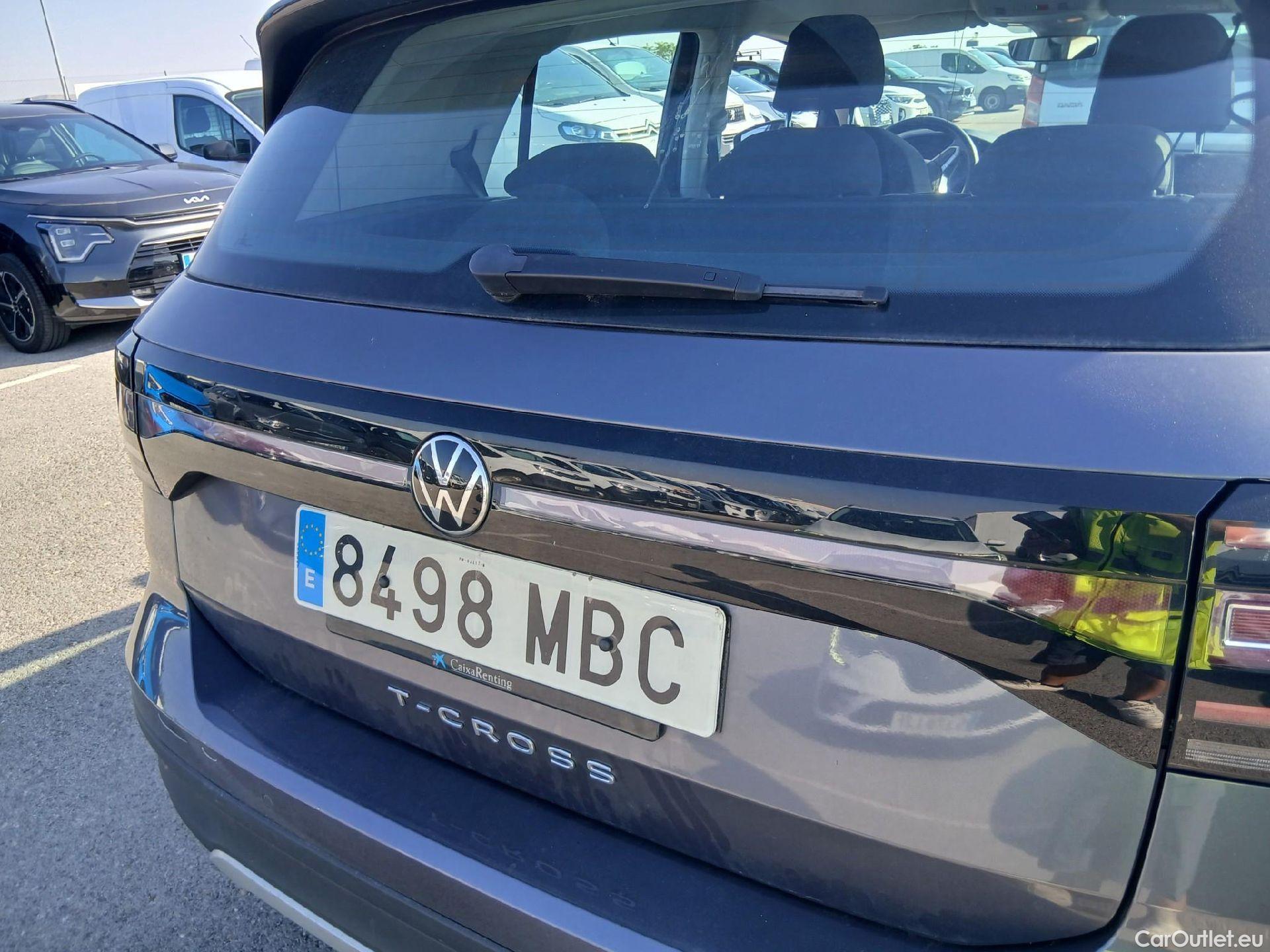  Volkswagen  T-CROSS VOLKSWAGEN  / 2018 / 5P / todoterreno Advance 1.0 TSI 70kW (95CV) (AC2) #22