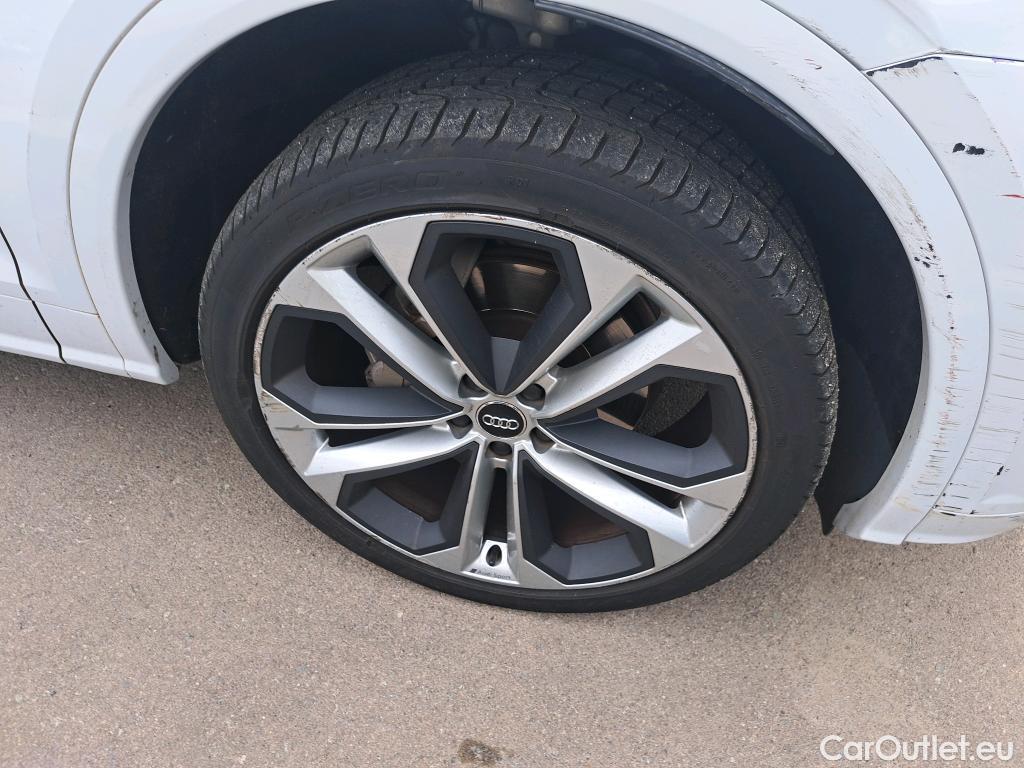  Audi  Q5 AUDI  / 2016 / 5P / todoterreno Black line 40 TDI 150kW quattro S tronic #39