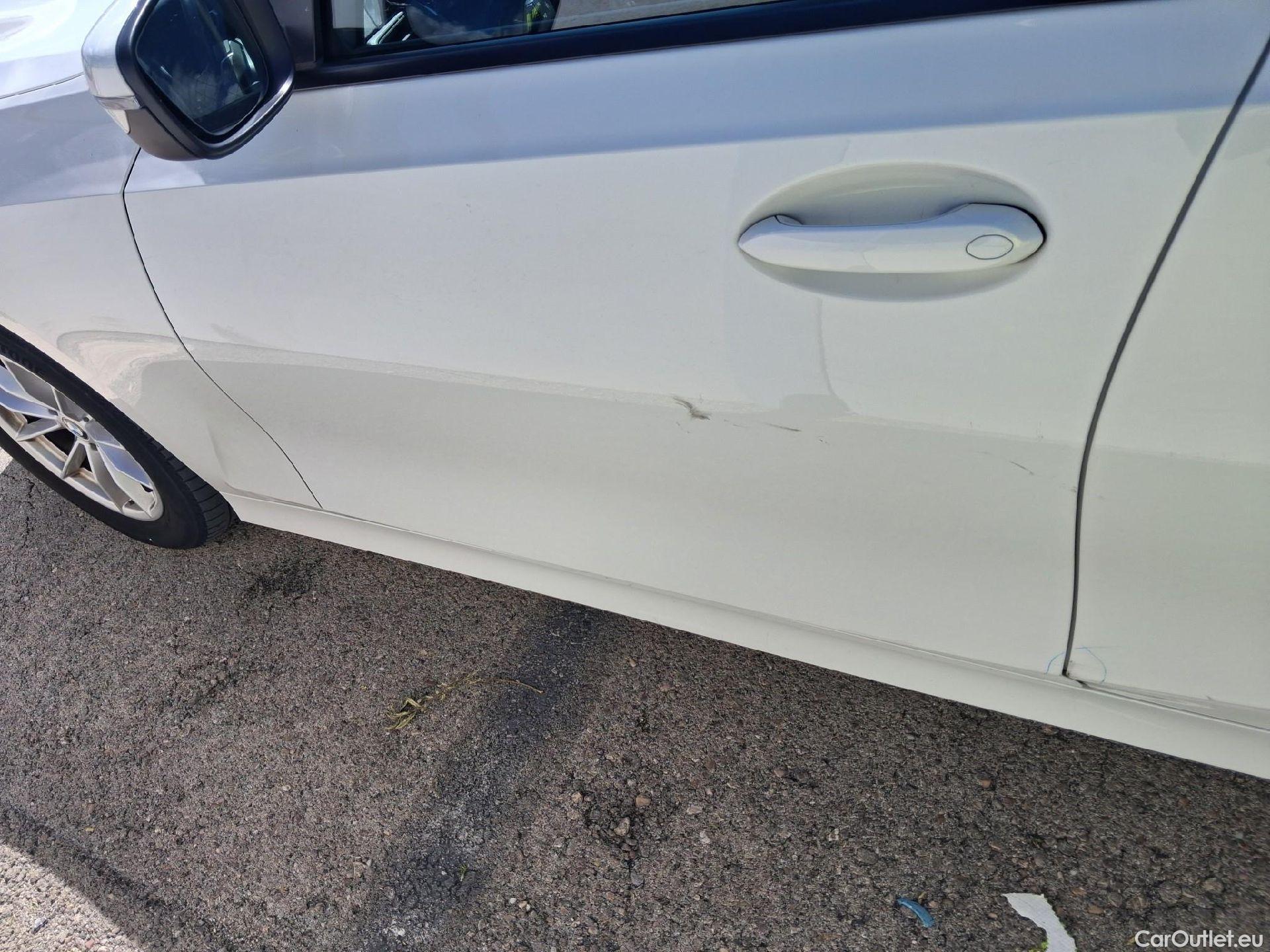  Bmw  Serie 3 BMW  / 2018 / 4P / sedán 318d Auto. #6