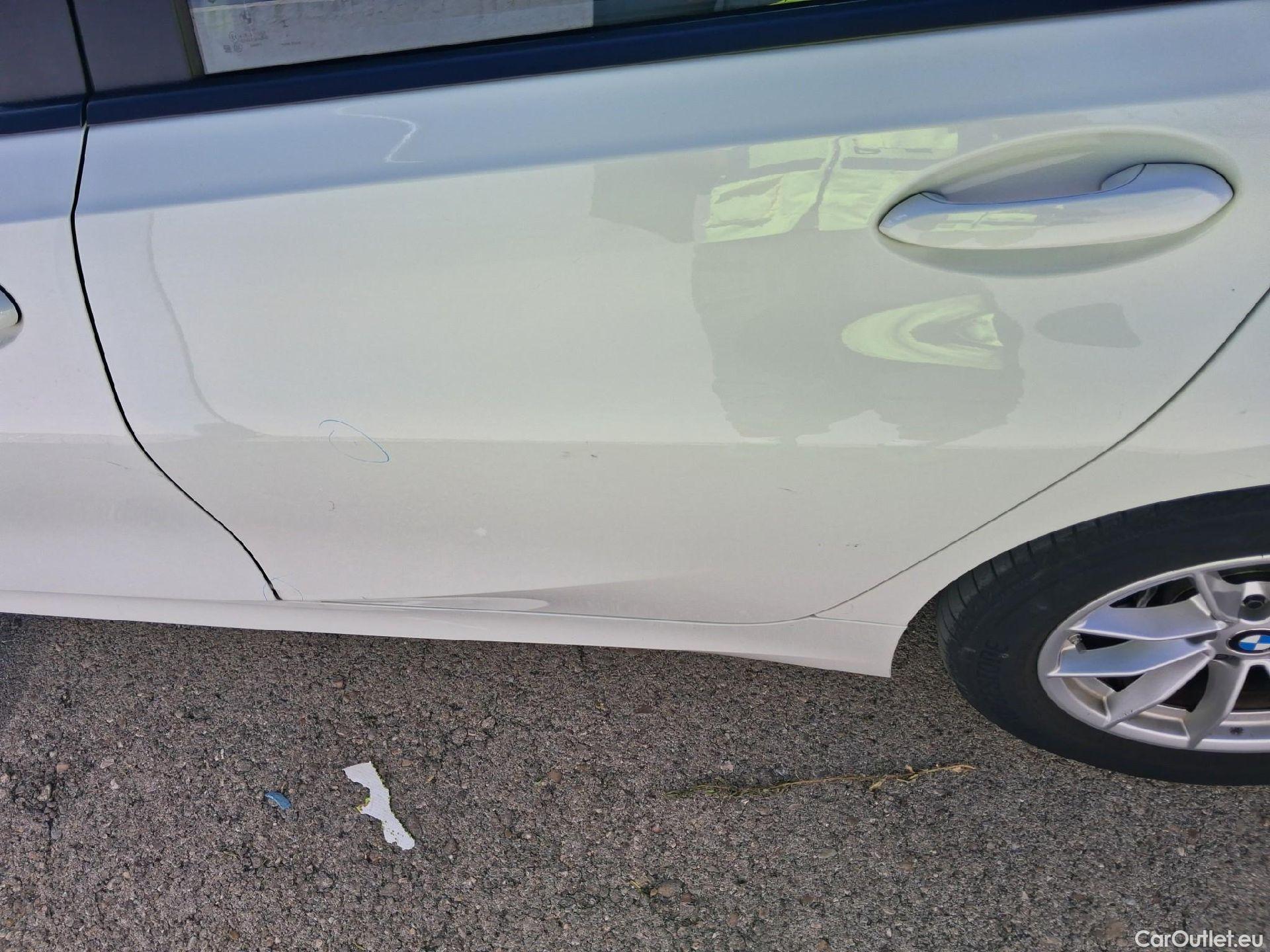  Bmw  Serie 3 BMW  / 2018 / 4P / sedán 318d Auto. #7