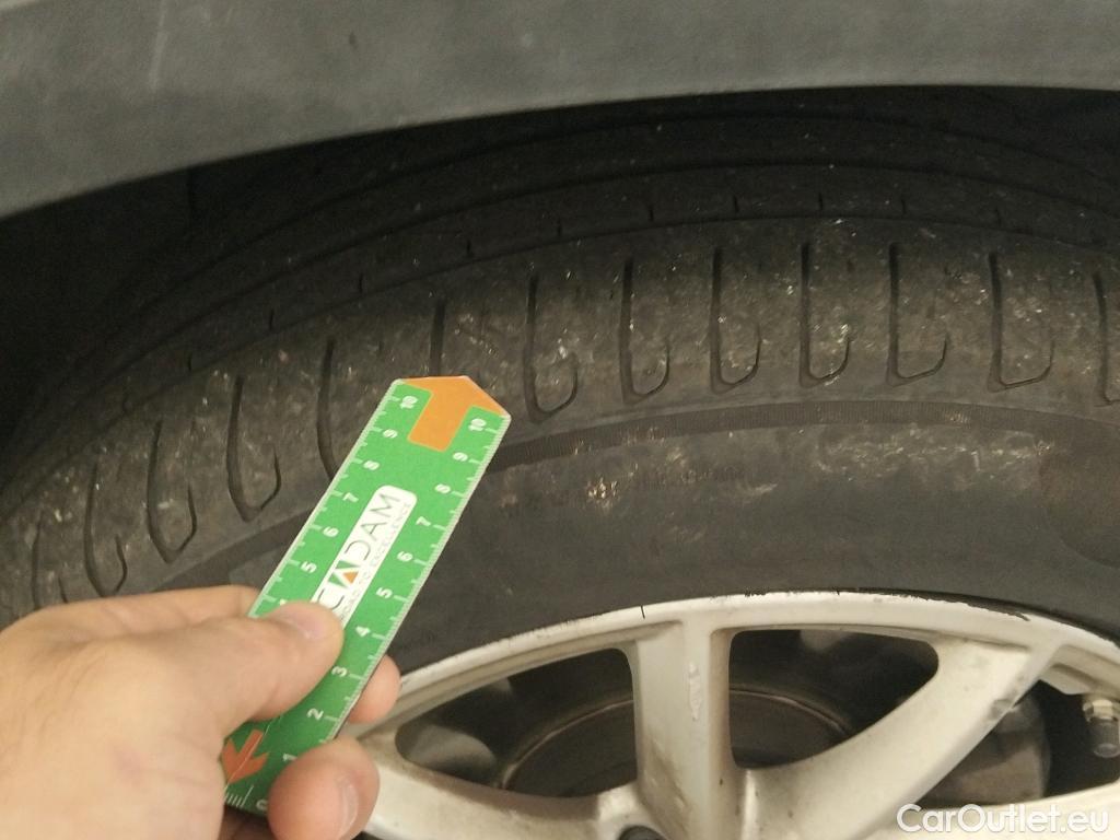  Bmw  X1 BMW  / 2019 / 5P / todoterreno sDrive18d #16