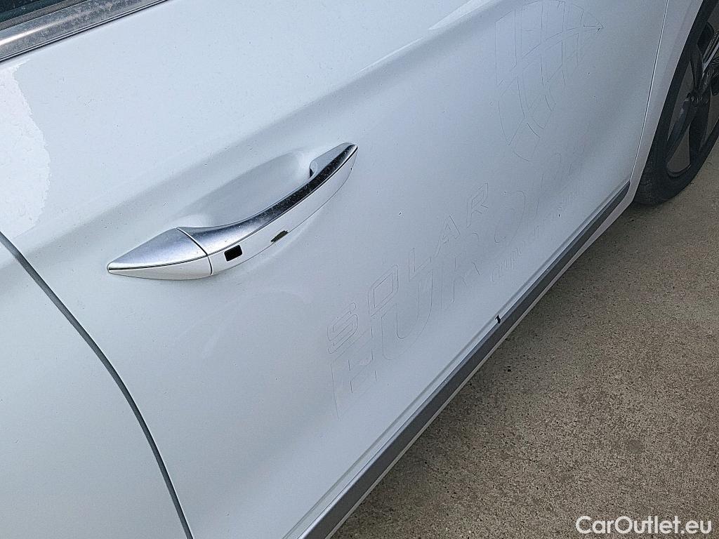  Hyundai   Ioniq HYUNDAI / 2019 / 5P / berlina con portón 1.6 GDI HEV Tecno DCT #14