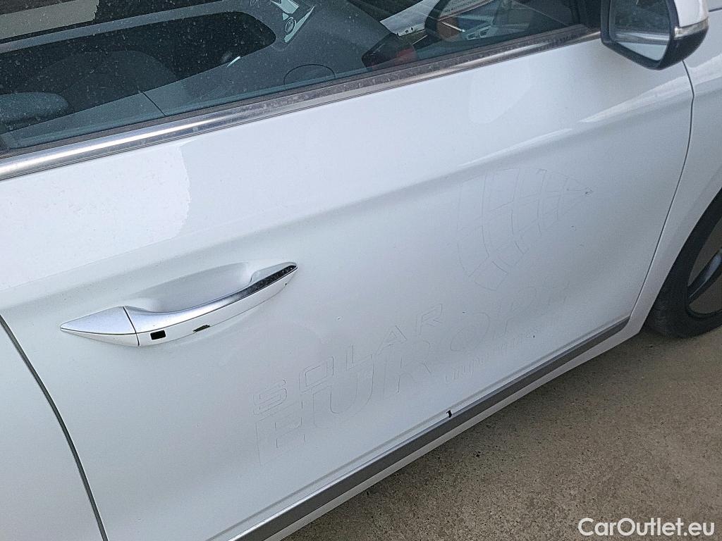  Hyundai   Ioniq HYUNDAI / 2019 / 5P / berlina con portón 1.6 GDI HEV Tecno DCT #19