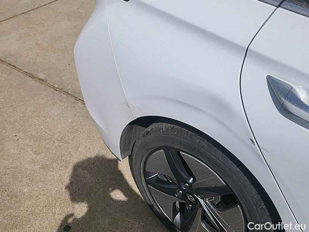 Hyundai   Ioniq HYUNDAI / 2019 / 5P / berlina con portón 1.6 GDI HEV Tecno DCT #1