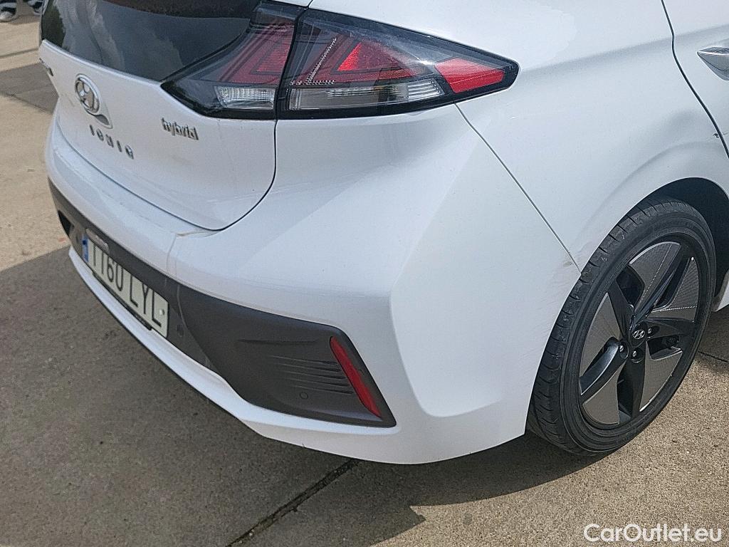  Hyundai   Ioniq HYUNDAI / 2019 / 5P / berlina con portón 1.6 GDI HEV Tecno DCT #15
