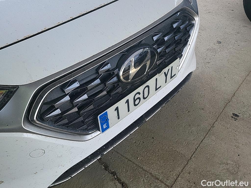  Hyundai   Ioniq HYUNDAI / 2019 / 5P / berlina con portón 1.6 GDI HEV Tecno DCT #17
