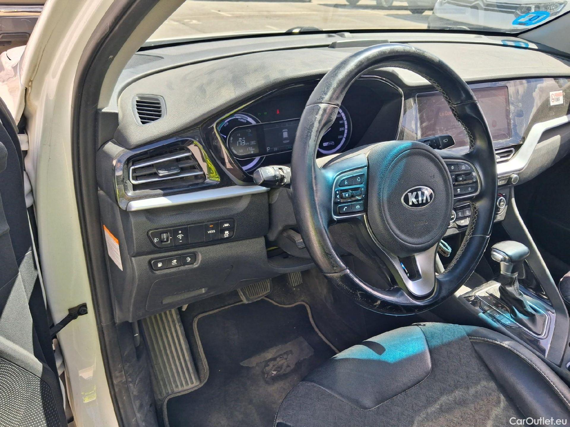  KIA  Niro KIA  / 2019 / 5P / crossover 1.6 GDi PHEV 104kW (141CV) Drive #7