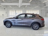  Alfa Romeo   STELVIO ALFA ROMEO / 2017 / 5P / SUV 2.2 TURBO DIESEL 190CV BUSINESS AT8 Q4 #8
