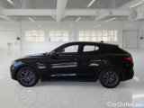  Alfa Romeo   STELVIO ALFA ROMEO / 2017 / 5P / SUV 2.2 TURBO DIESEL 190CV BUSINESS AT8 Q4 #8