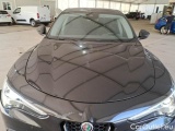  Alfa Romeo   STELVIO ALFA ROMEO / 2017 / 5P / SUV 2.2 TURBO DIESEL 190CV BUSINESS AT8 Q4 #26