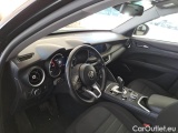  Alfa Romeo   STELVIO ALFA ROMEO / 2017 / 5P / SUV 2.2 TURBO DIESEL 190CV BUSINESS AT8 Q4 #96
