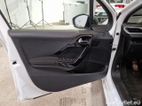  Peugeot  208 PEUGEOT  / 2015 / 5P / BERLINA ALLURE BLUEHDI 75CV #138